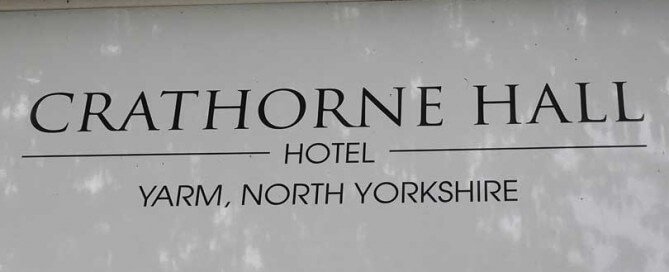 Yorkshire Close Up Magician at the Crathorne Hall